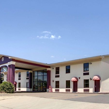 Rodeway Inn Conference Center El Dorado Exterior photo